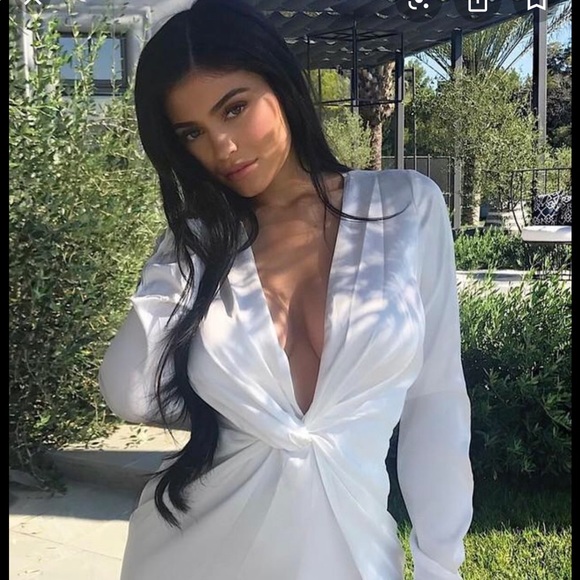 Kylie Jenner Inspired Dress - Picture 3 of 3